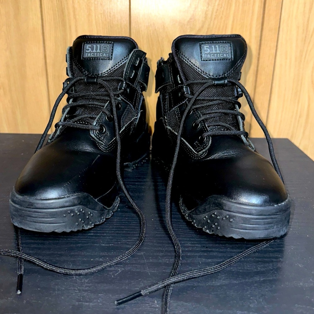 EUC 5.11 Women’s boot
